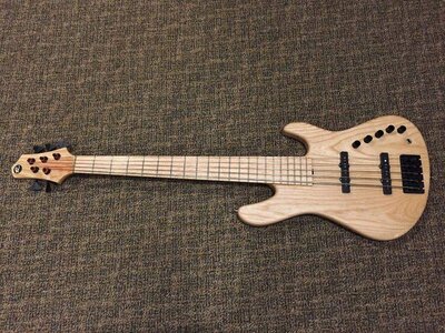 Roger R Bass 70's Jazz 5 String (35" scale)