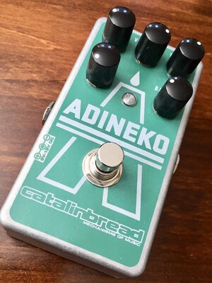 Adineko Oil Can Delay by Catalinbread