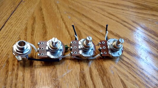 Jazz Bass Wiring Harness (Bourns, PIO, Switchcraft)