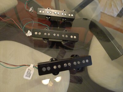 3 DiMarzio Ultra Jazz 5 string pickups (1 neck & 2 bridge)