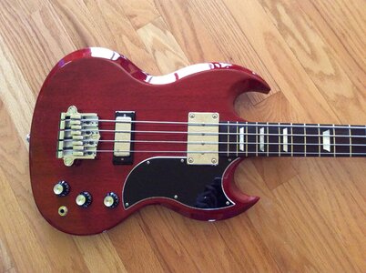 2015 Gibson SG Bass