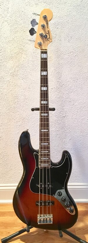 Fender Jazz Elite