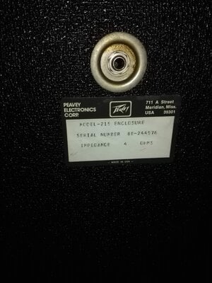 PRICE REDUCED: $60 Peavey 2x15 Original, Excellent, cover, 4 ohm, Local Only OBO