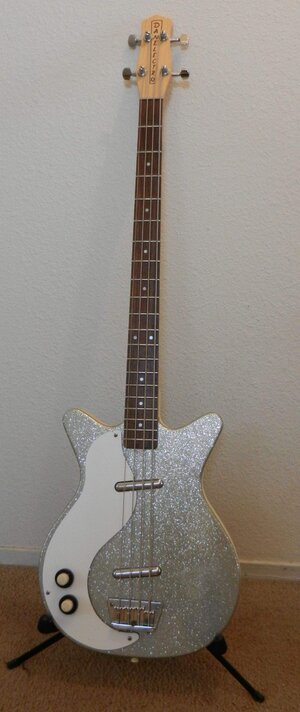 Dano DC bass-1.jpg