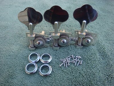 (3) HipShot HB7 Tuning Machines (MIM Fender) with bushings + screws