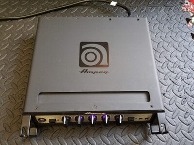 Ampeg PF350 Head