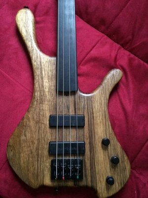 Clement Fretless #293