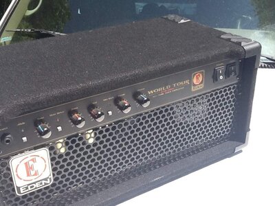 Eden WTB300v tube bass amp