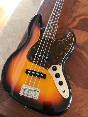 Fender 62 Reissue Jazz Made in Japan - beautiful!