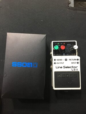 BOSS LS-2 line selector