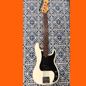 ‘63 Vintage RI Fender p-bass