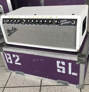 Fender Super Bassman 300 custom white tolex