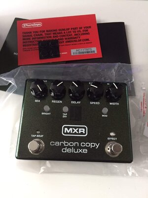 MXR Carbon Copy Deluxe mint/ as new in box/ shipping included