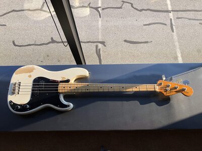 1976 Fender Precision Bass Olympic White