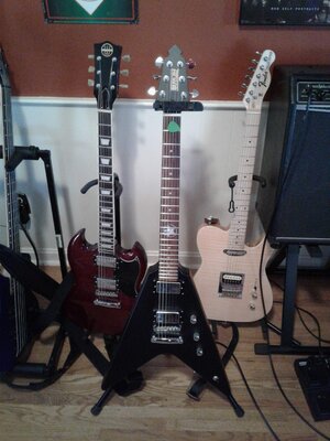 3 Nice (and cheap) Electric Guitars