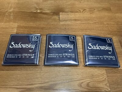 Sadowsky Blue Label Stainless Steel (.045-.130T) 5 String, 3 SETS