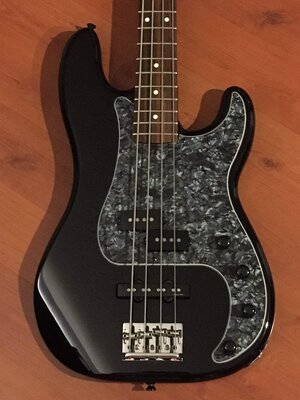 Fender Deluxe Active P Bass Special (Bridge-pickups-neckplate, Audere Preamp, Schaller Tuners)