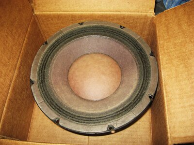 4 Peavey 10"  8 Ohm Bass Speakers Model 121 $35 each or the last 2 for $50 shipped