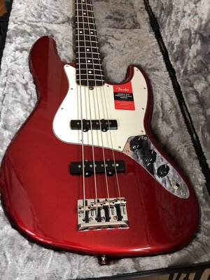 PRICE DROPPED! $925! BRAND NEW! Just arrived 5/22/18 Fender American Pro Jazz CAR!