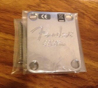 Fender Corona neck plate