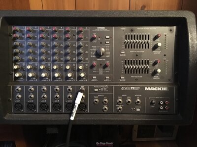 Mackie 406M 6 channel powered mixer