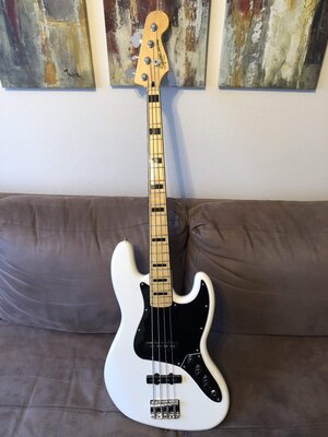 Squier Vintage Modified Jazz Bass '70s