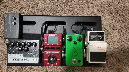 Ready to go small pedalboard with pedals