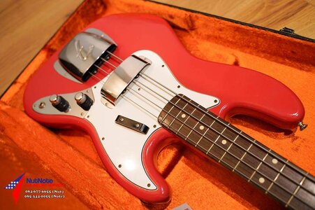 Very Rare Fender Custom Shop 61 Jazz Bass Closet Classic Fiesta Red