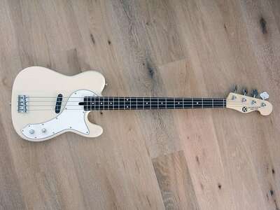 Maruszczyk Instruments Mr. Tee Classic 4 string Bass in Vintage White