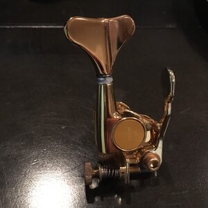 Hipshot GB7 Gotoh Bass Xtender D-Tuner > Gold