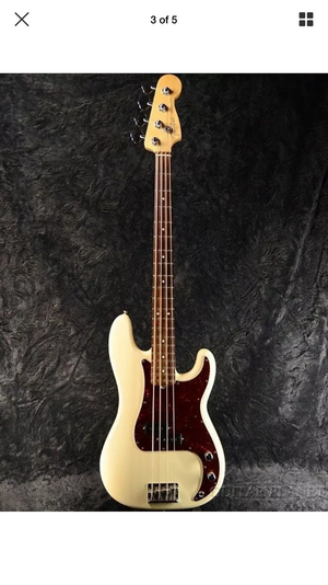 Fender P bass