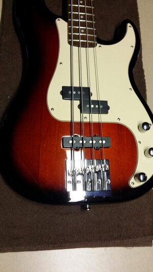 Last Reduction $275 2004 Squier PBass Special Antique Burst Kickass Bridge