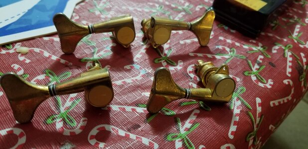 GOTOH 2+2 gold tuners