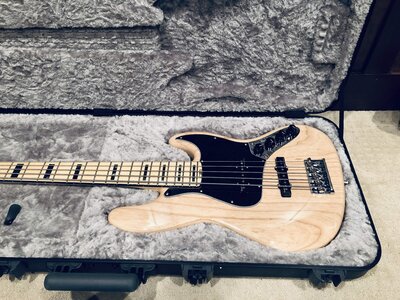 Fender Elite Jazz Ash/Maple **Excellent**