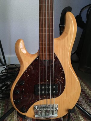 Music Man StingRay 5 Fretless - Left-Handed