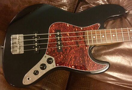 1989 MIK Fender Squier Jazz Bass