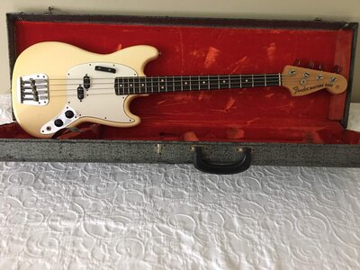 Vintage 1975 Fender Mustang Bass Olympic White