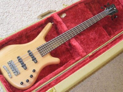 WARWICK ROCKBASS CORVETTE, medium scale, 5-string, satin finish