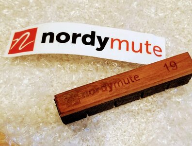 Nordstrand 4 String Nordymute - Walnut 19mm