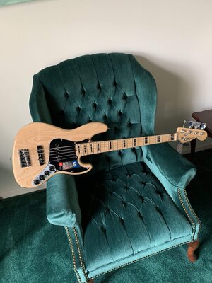 Fender American Elite Jazz V