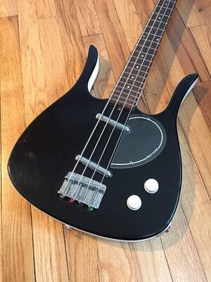 Jerry Jones Neptune Longhorn Bass 4