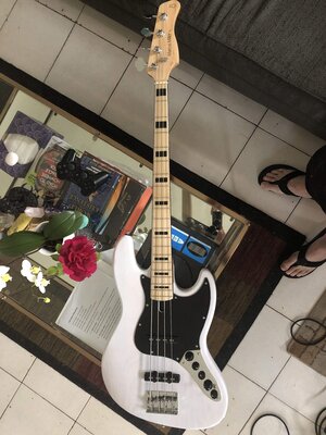 Sire V7 Vintage 2nd gen 4 String Ash Trans White $580 OBO