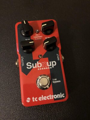 TC Electronic SubnUp Octave pedal