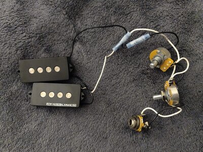 SD Quarter Pounders P-Bass with Harness