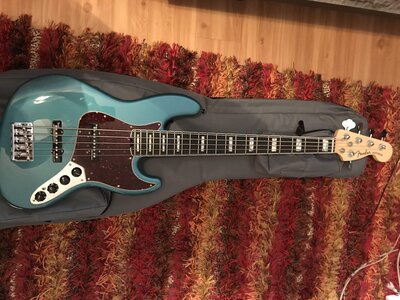 Fender American Elite Jazz V