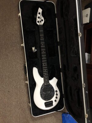 Musicman Stealth Pearl Bongo 4HH