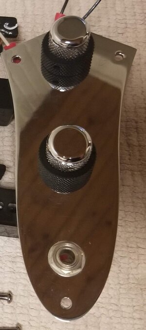 Fender stacked knob jazz plate