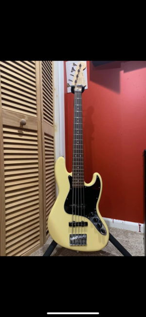 Fender Jazz Bass 5 String