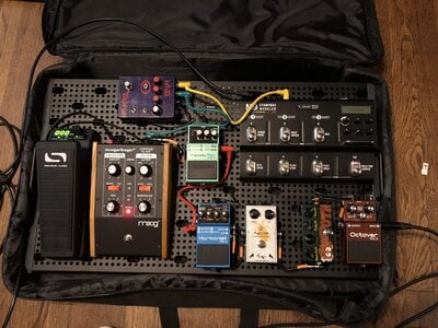 "Synth" Bass pedalboard (breaking up!)