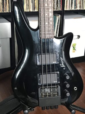 Steinberger Spirit Bass XZ-2 with EMG Active pickups/preamp